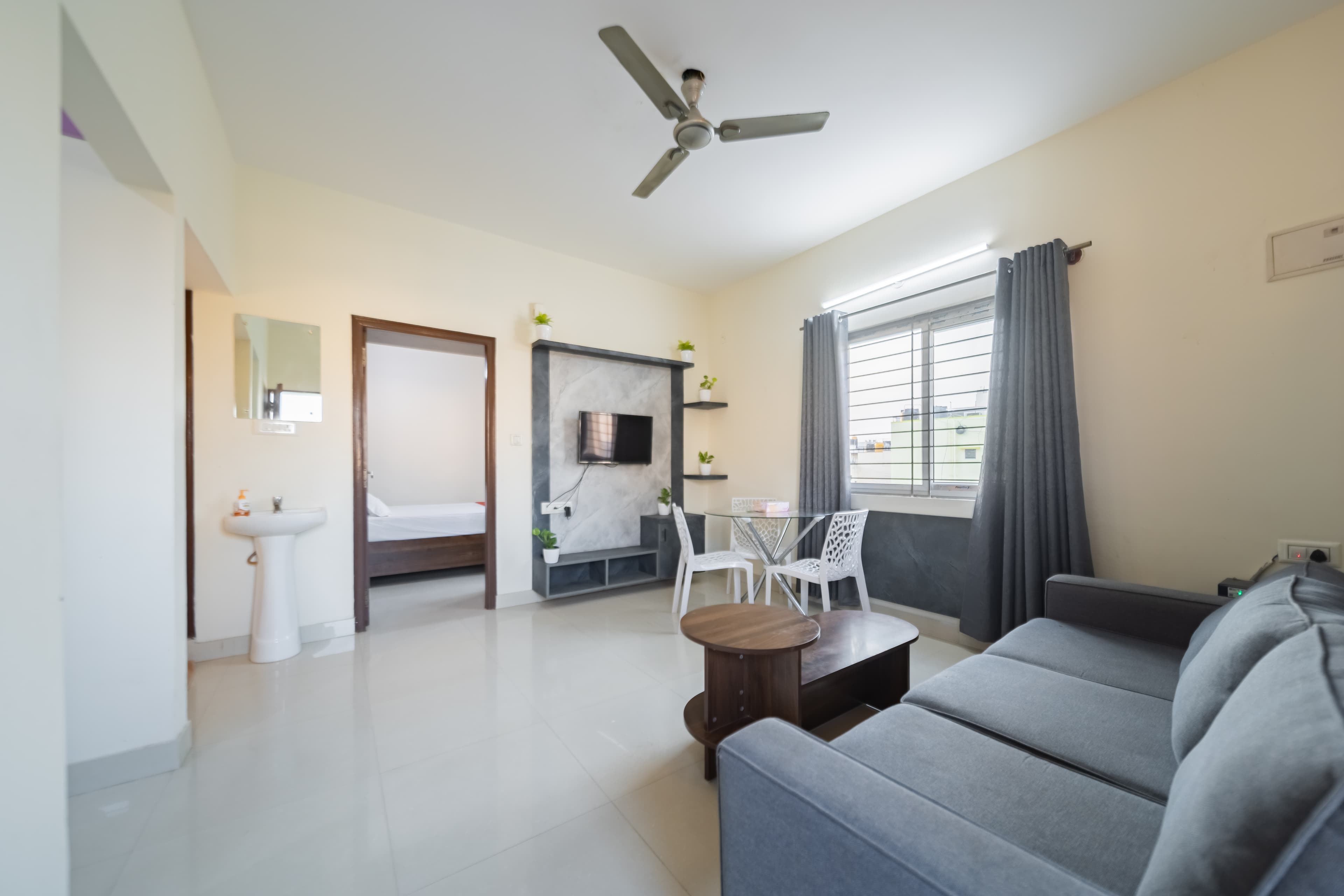 Premium serviced apartment Stayhome service Apartment in Bangalore - view 4